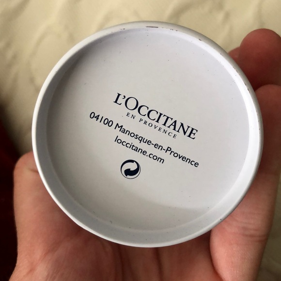 FREE W PURCHASE L’Occitane Tin - Picture 4 of 8
